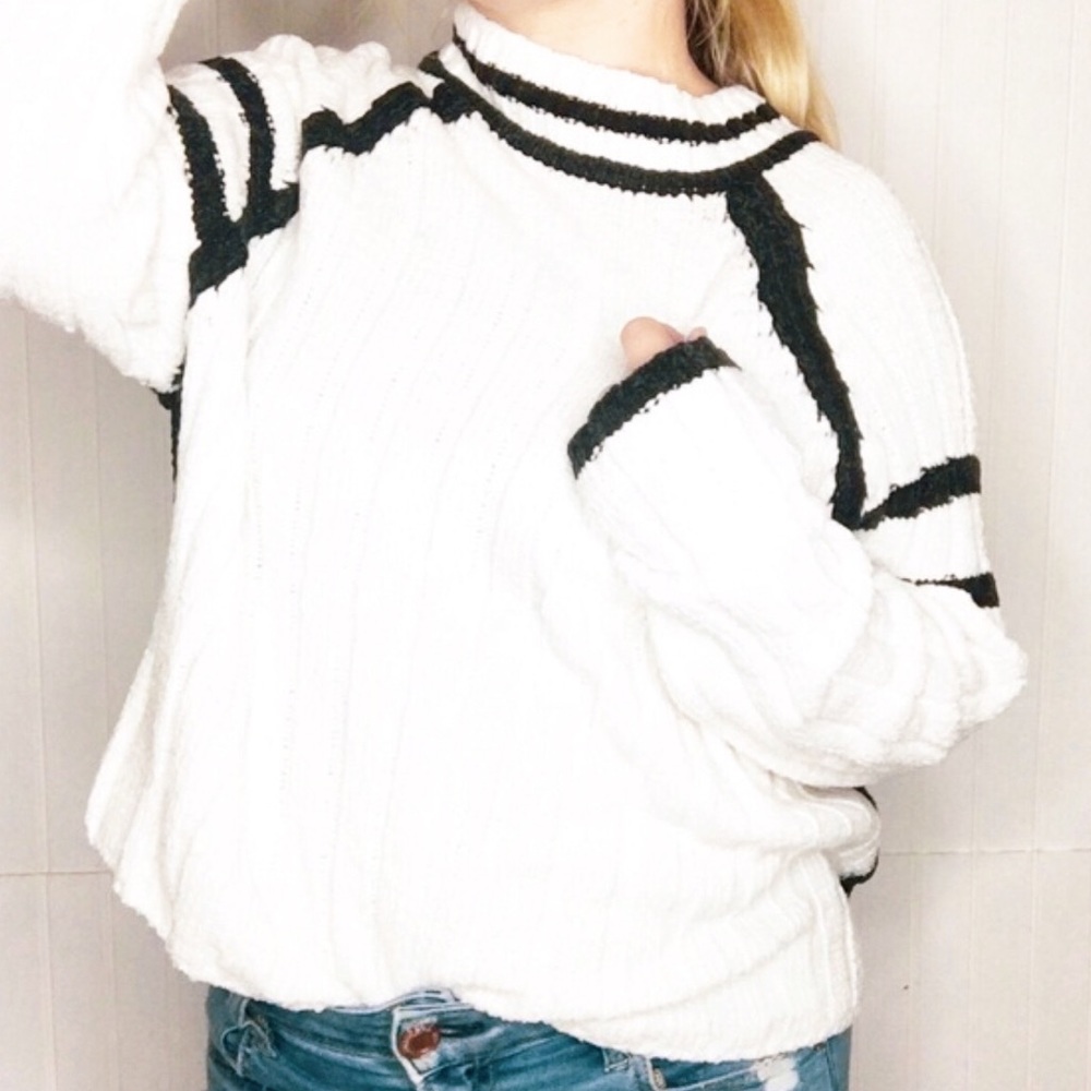 John + Jenn Anthropologie Soft Mock Neck Chenille Sweater
